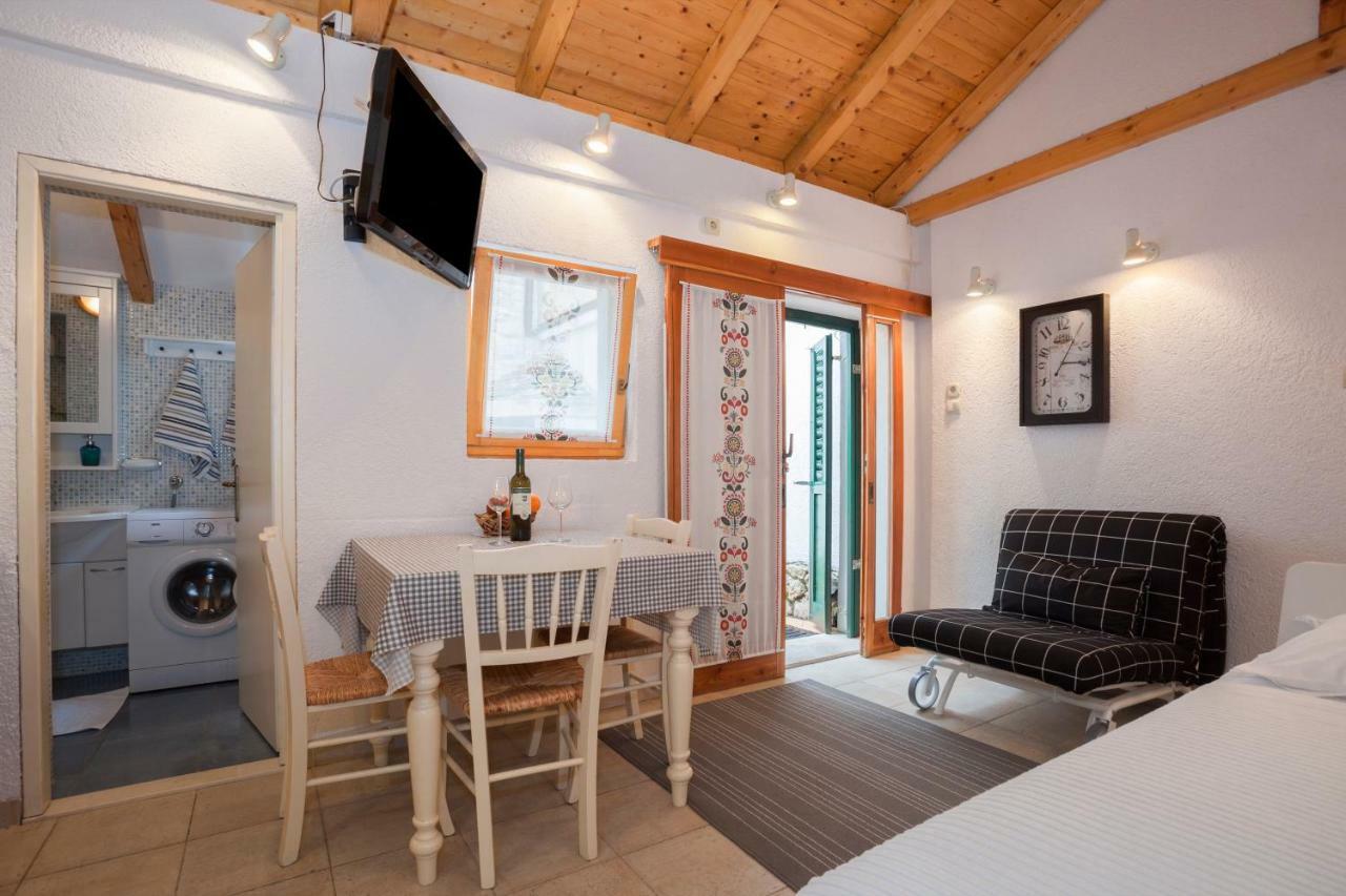 Studio Apartment Karlo Split Exterior photo